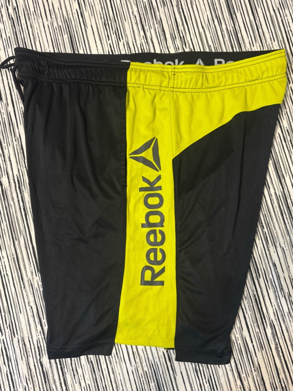Mens Reebok Black and Yellow Athletic Training Shorts - Picture 4 of 4